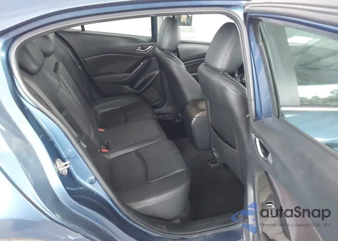 2018 Mazda Mazda3 Touring из США, поврежденный, VIN 3MZBN1V38JM260449